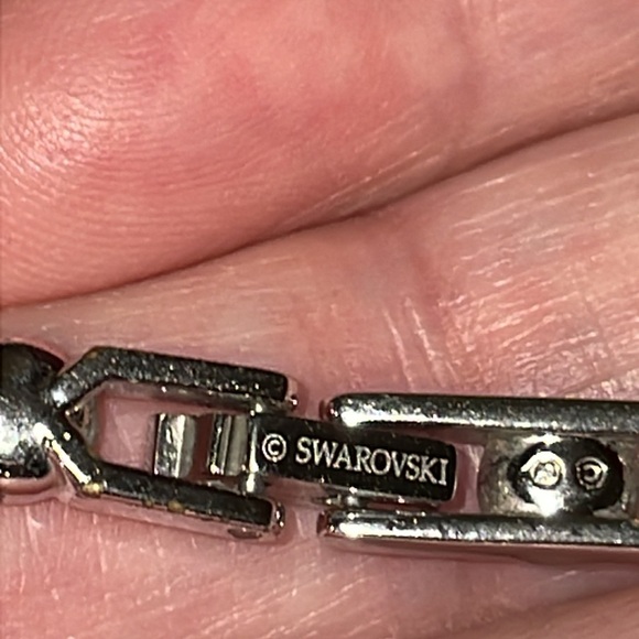 Quiet Luxury Tennis bracelet with extension - Picture 3 of 7